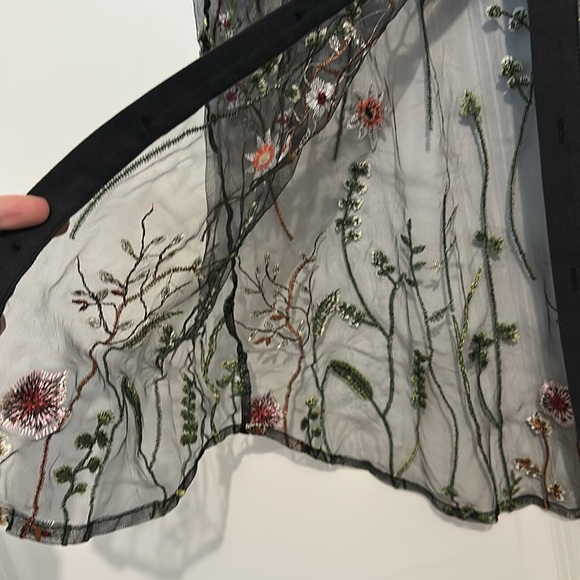MANFINITY Black Sheer Top with Floral Embroidery - Picture 7 of 8